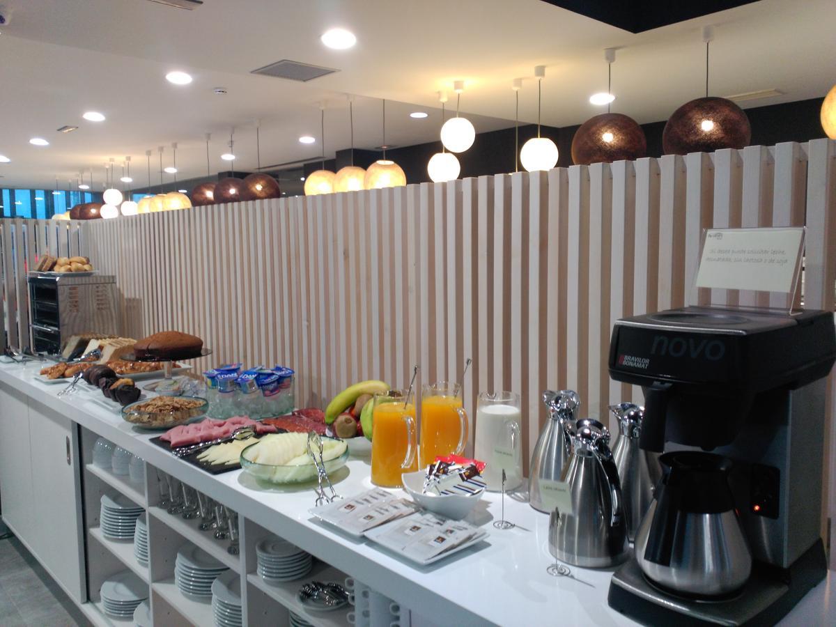Valcarce Ferrol Hotel Naron  Bagian luar foto